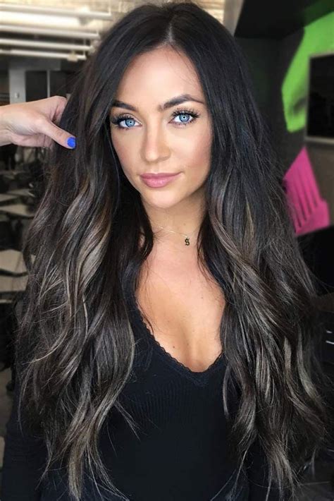 How To Get And Sport Black Hair With Highlights In 2019 Hair Color