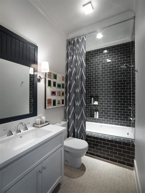 Black And White Modern Bathroom With Chevron Stripe Shower