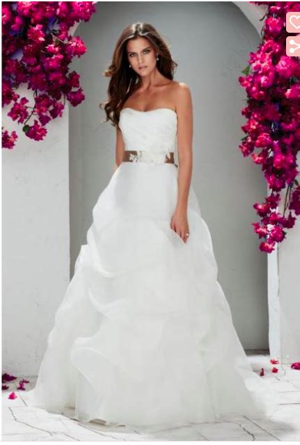 how to sell your wedding dress online in 8 easy steps making money dance