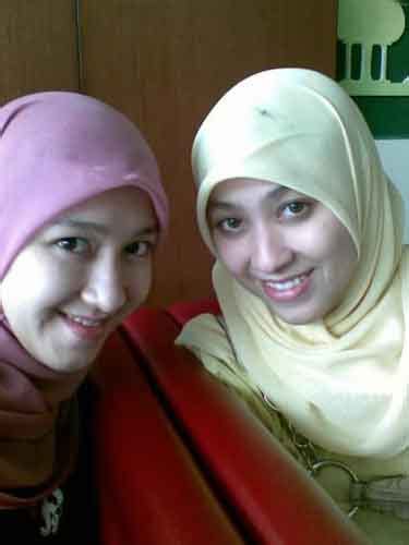 Duo Jilbaber Cantik Jilbab Lovers