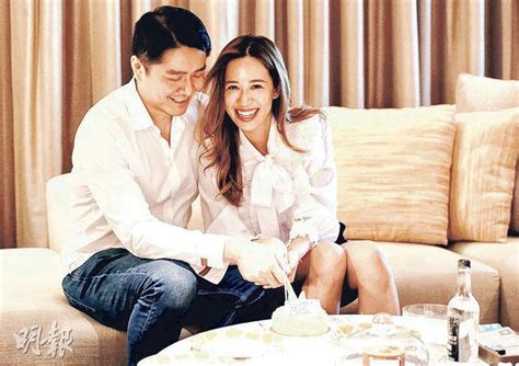 她想為了愛而結婚，而不是為了錢。 msc, trad.她想为了爱而结婚，而不是为了钱。 msc, simp. tā xiǎng wèile ài ér jiéhūn, ér bùshì wèile qián. 岑杏賢低調簽紙結婚 - 20201201 - SHOWBIZ - 明報OL網