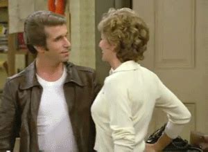 Gifs Gone Wild The Laverne Shirley Edition Tv Land