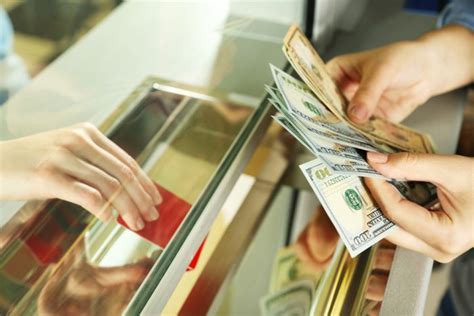 4 Ways Banks Can Optimize Cash Distribution To Their Customers