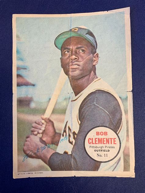 1967 Topps Pin-Ups Poster Inserts #11 Roberto "Bob" Clemente - Lower