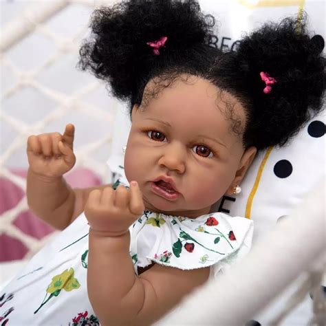 boneca bebê reborn realista afrodescendente corpo inteiro de silicone menina negra original