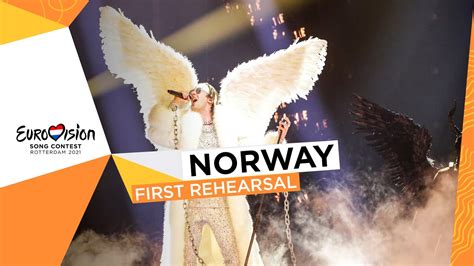 bridge f c i'm a, i'm a fallen angel f c yeah, i'm a, i'm a fallen angel. TIX - Fallen Angel - First Rehearsal - Norway ...