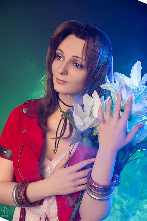 Aerith Gainsborough From Final Fantasy Vii Daily Cosplay Com