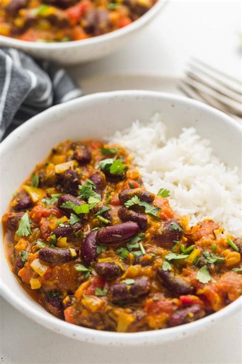 Fortunately, easy and yummy kidney bean recipes are, unlike many things, not in short supply these days. Kidney Bean Curry | Beans curry, Kidney bean curry, Bean ...