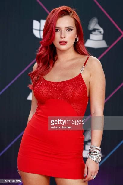 Bella Thorne Images Photos And Premium High Res Pictures Getty Images