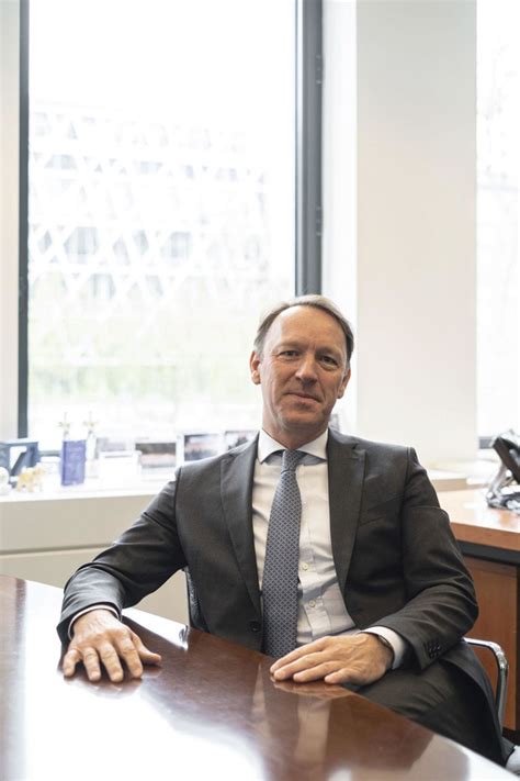 Additionally, it has operations in belgium, italy, spain and india. Olivier Delfosse, CEO de la Deutsche Bank Belgium: "Nous ...