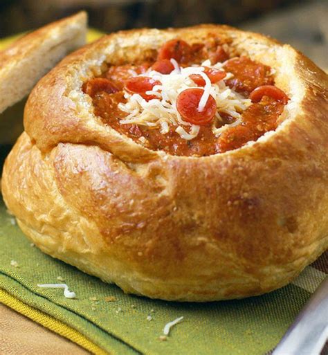 The 11 Greatest Bread Bowl Soup Recipes Of All Time Pizza Soup Bread