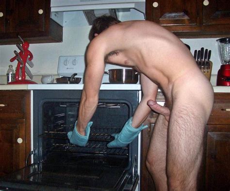 Girl Cooking Naked With Boyfriend At Freepornpicss