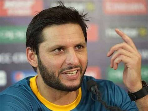 Viral Video Shahid Afridi Says He Smashed Tv Set When Saw His Child