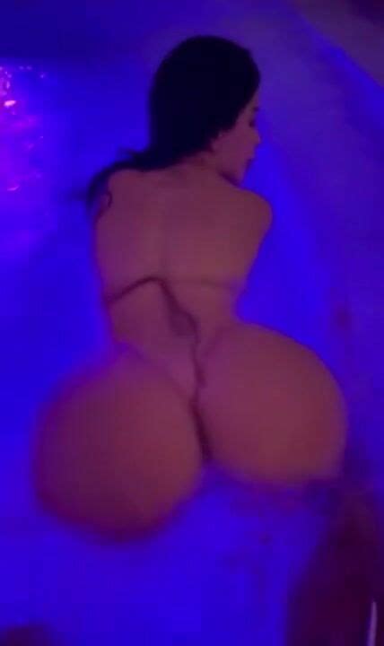 Amanda Trivizas Nude Twerking Finger Fuck Onlyfans Video Leaked