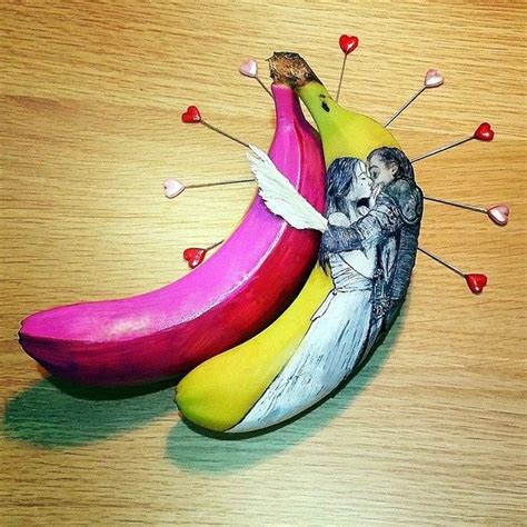 Karena bahwasanya pisang memiliki manfaat untuk kecerdasan anak jadi tidak heran jika banyak yang memburu buah pisang ini. Kreatif! Pisang Ini Diubah Jadi Berbagai Lukisan yang ...