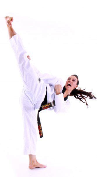 Zara Phythian Women Karate Martial Arts Women Female Martial Artists