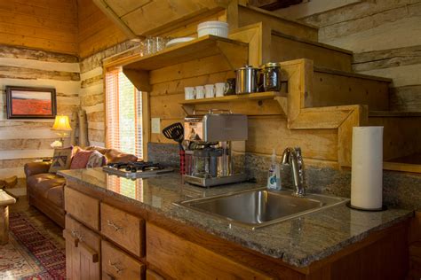 Find your dream holiday home now! Bryce Canyon Lodging | The Log Cabin | Cottonwood Meadow Lodge