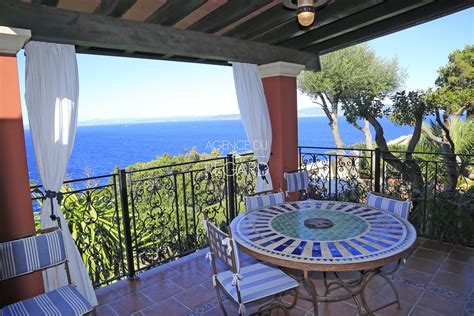 🏡 découvrez toutes nos annonces de biens neufs à acheter à ile du levant. maison a vendre sur l'ile du levant , propriété vue mer ...