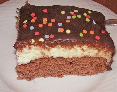 Dieses leckere schokokuchenrezept stammt von einer lieben kollegin von mir. Schoko - Grieß - Sahne - Kokos - Kuchen von brisane ...