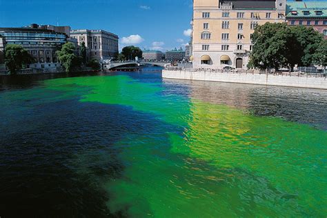 When Olafur Eliasson Dyed The Rivers Green Art Agenda Phaidon