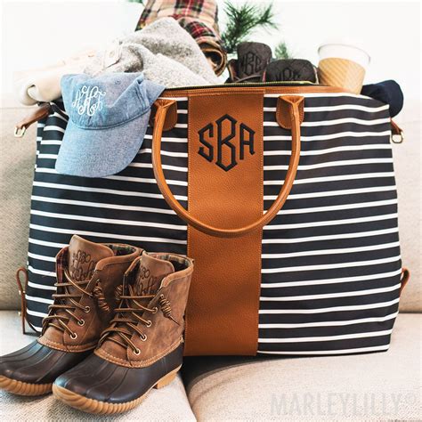 Lightning quick personalisation, easy browsing, live preview, secure shopping & fast delivery. Monogrammed Gifts for Her: 18 Ideas for Every Woman in ...