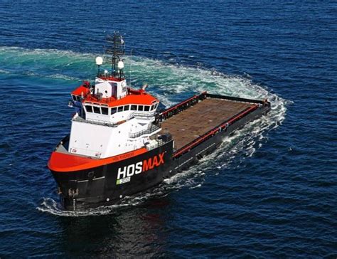 Eastern Shipbuilding Deliver 'HOS Riverbend'
