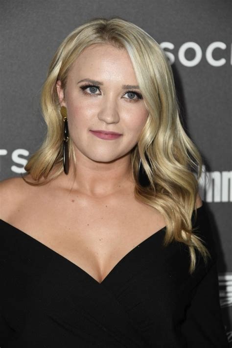 Emily Osment At Entertainment Weekly Pre Sag Party In Los Angeles 0126