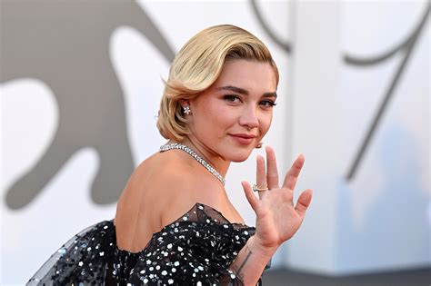 florence pugh says she s grateful to be a part of don t worry darling amid feud rumors glamour
