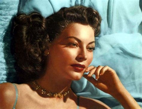 45 Stunning Photos That Defined Fashion Styles Of Ava Gardner In The 1940s And 1950s ~ Vintage