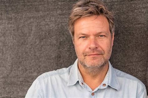 Annalena baerbock und robert habeck bilden die neue doppelspitze. Die Grünen einfach erklärt - "Die Grünen" für Kinder | NETPAPA
