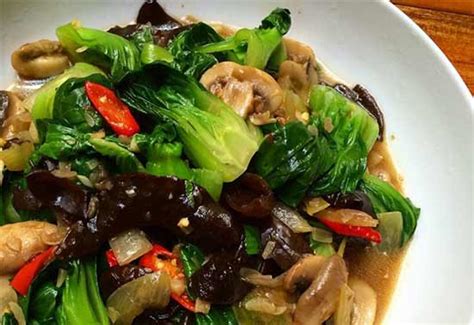 3 bonggol baby pakcoy (bersihkan dan potong). Resep Mudah Pokcoy Ayam Jamur Saus Tiram | Aneka Resep dan ...