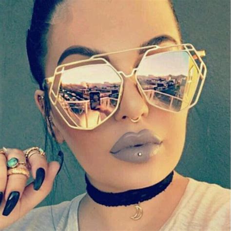 realstar 2018 hollow fashion sunglasses women luxury brand designer gold metal pink mirror sun