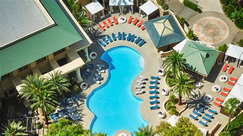 Four Seasons Las Vegas Pool Deck — Pool Review Condé Nast Traveler
