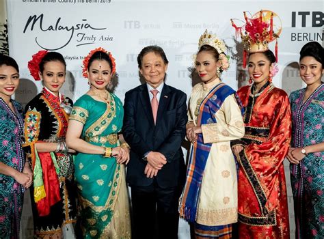 Welcome to the public complaints management system (sispaa) of ministry of tourism, arts and culture malaysia. Tourism minister says there aren't any gay people in ...