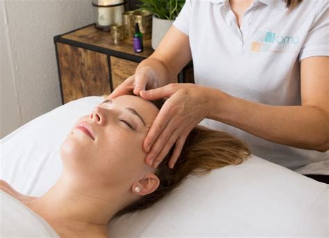 The Best Relaxation Or Swedish Massage In Ealing The Soma Room