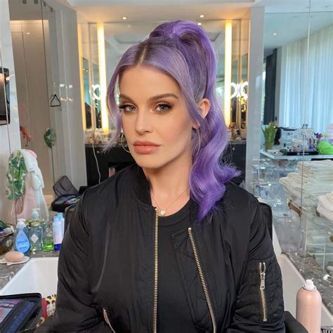 10 Transformation Looks Of Kelly Osbourne From Time To Time Gluwee