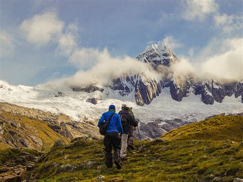 Santa Cruz Guided Trek Peru Cordillera Blanca Tour