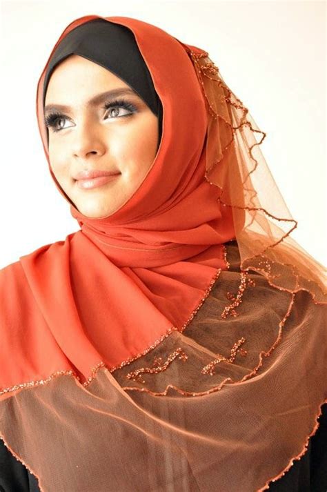 hijab fashion for uae 2012 hijab collection for women s arabian hijab style fashion hunt world