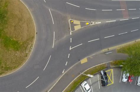 Uk Road Markings What They Mean And What The Highway Code Says Rac