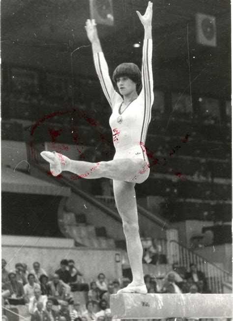 Visit nadia comaneci's profile, read the full biography, see the number of olympic medals, watch videos and read all the latest news. File:Nadia Comăneci Moscow1980d.jpg - Wikimedia Commons