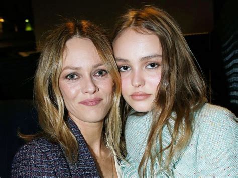 Lily Rose Depp Wore The Chicest Dress To Her Mom S Wedding Lily Rose