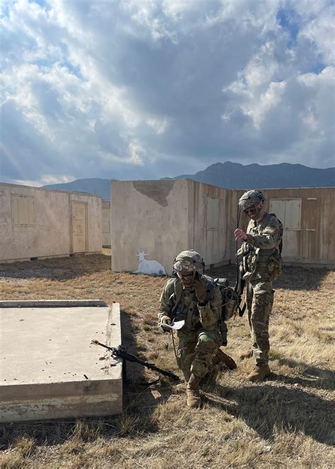 304th MI BN completes STX with BOLC students to enable intelligence