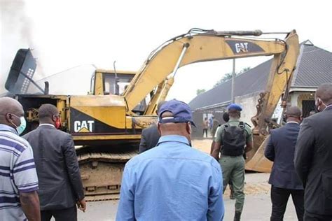 Covid 19 Rivers State Government Demolishes Two Hotels For Flouting