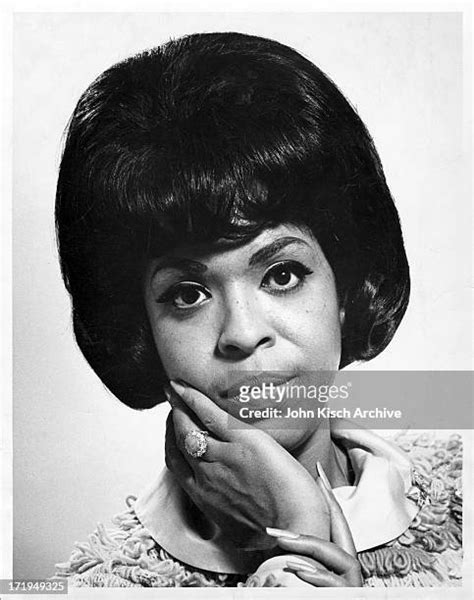 actress della reese photos and premium high res pictures getty images