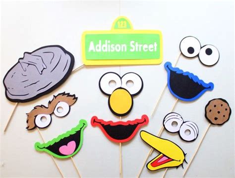 The Sesame Street Photo Booth Props Are Ready To Be Used For An