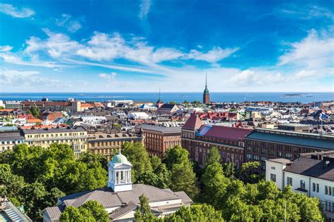 Helsinki (finnish) or helsingfors (swedish) is the capital of finland. Helsinki: virtual capital of the world? - Smart Cities World