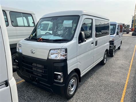All New Daihatsu Hijet Cargo K Car