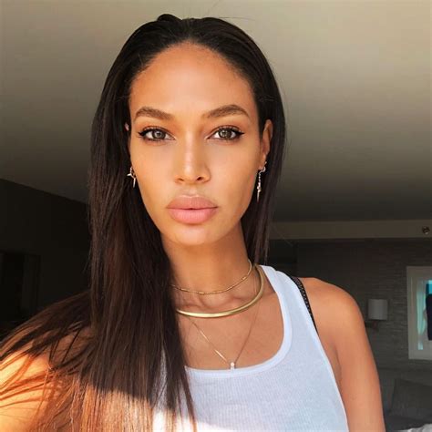 Joan Smalls Instagram November 2017 Joan Smalls Beauty Model