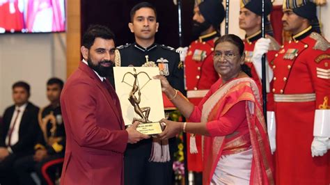 indian pacer mohammed shami honoured with arjuna award by president droupadi murmu