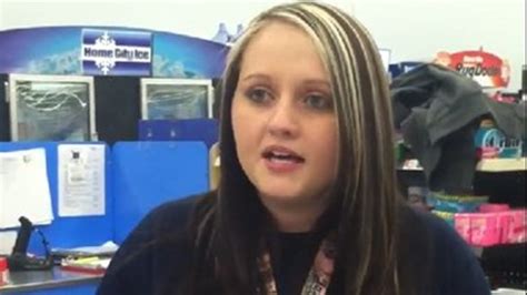 Video Singing Walmart Cashier Goes Viral